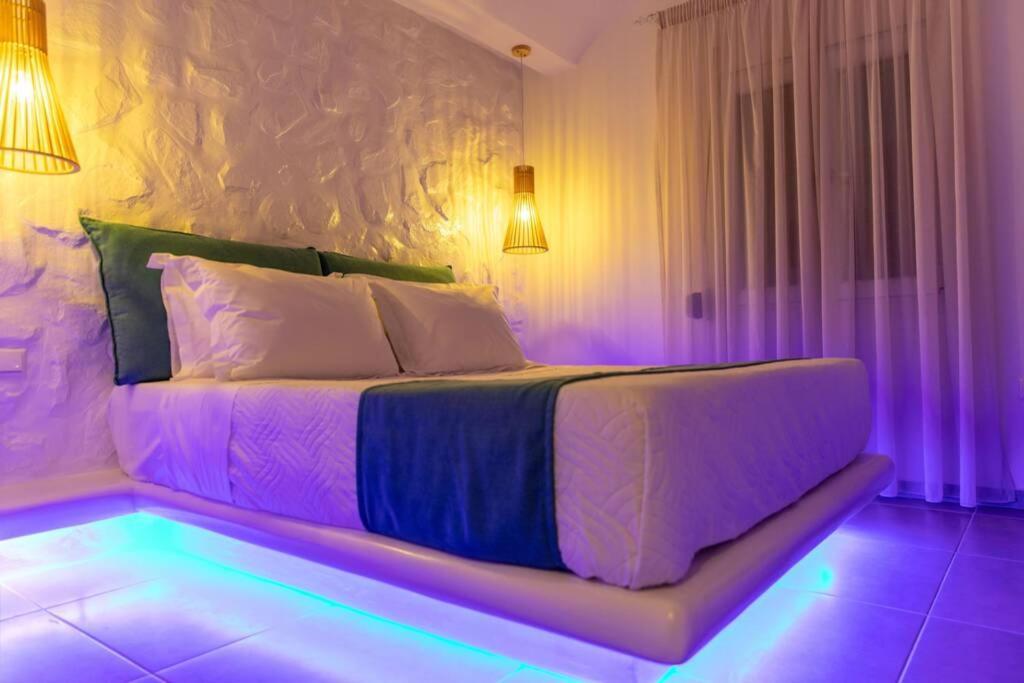 Arktos Luxury Apartment Naxos City Esterno foto