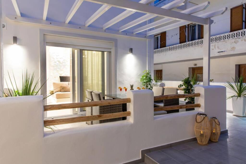 Arktos Luxury Apartment Naxos City Esterno foto